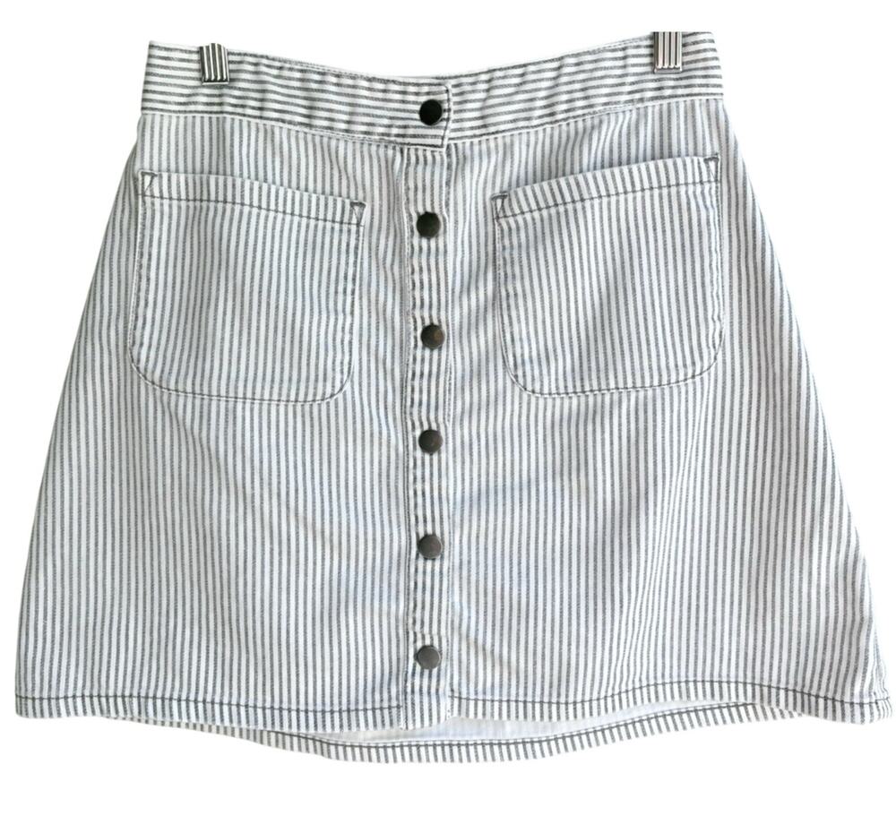 KIMCHI BLUE Urban Outfitters Gray White Stripe Button Front Mini Skirt Coastal 4